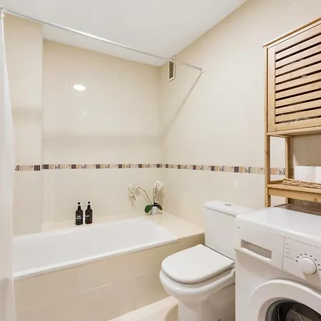 Sunlit Apartment Casa Bonita With Free Parking Malaga Exterior photo